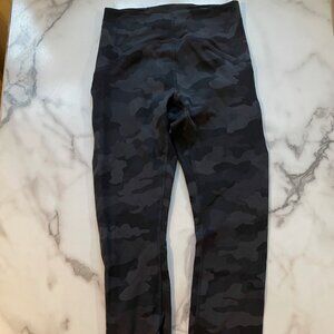 Lululemon camo leggings - Size 4